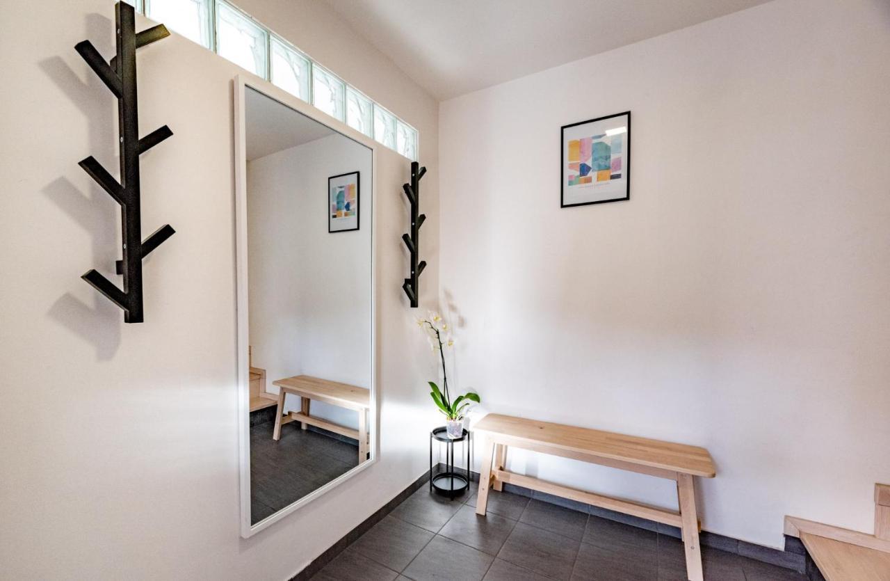 bergRESORT apartments Decin Bagian luar foto
